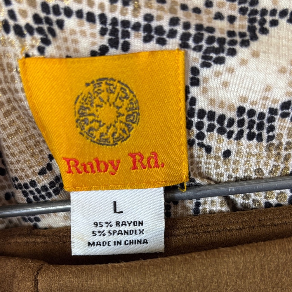 Ruby Rd. Snake Print Top With Coordinating Marc N… - image 2